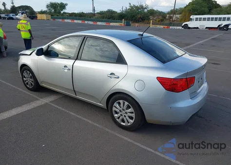 2013 Kia Forte Ex z USA, uszkodzony, nr VIN KNAFU4A21D5658003